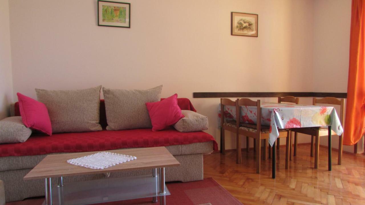 Apartmani Petunia Fažana Kültér fotó