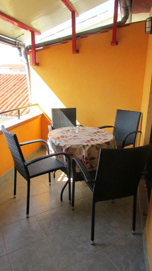 Apartmani Petunia Fažana Kültér fotó