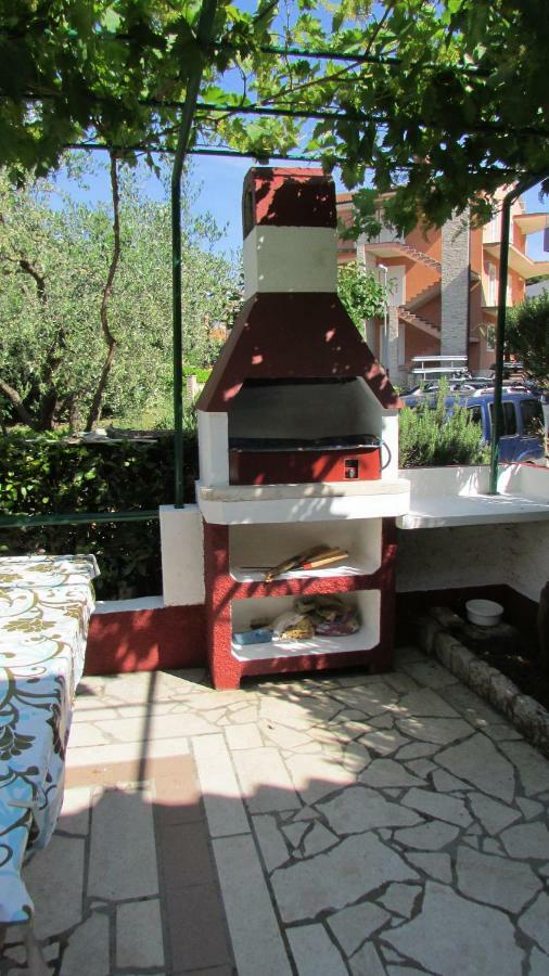 Apartmani Petunia Fažana Kültér fotó